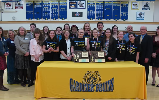 Students engaged in innovative school programming